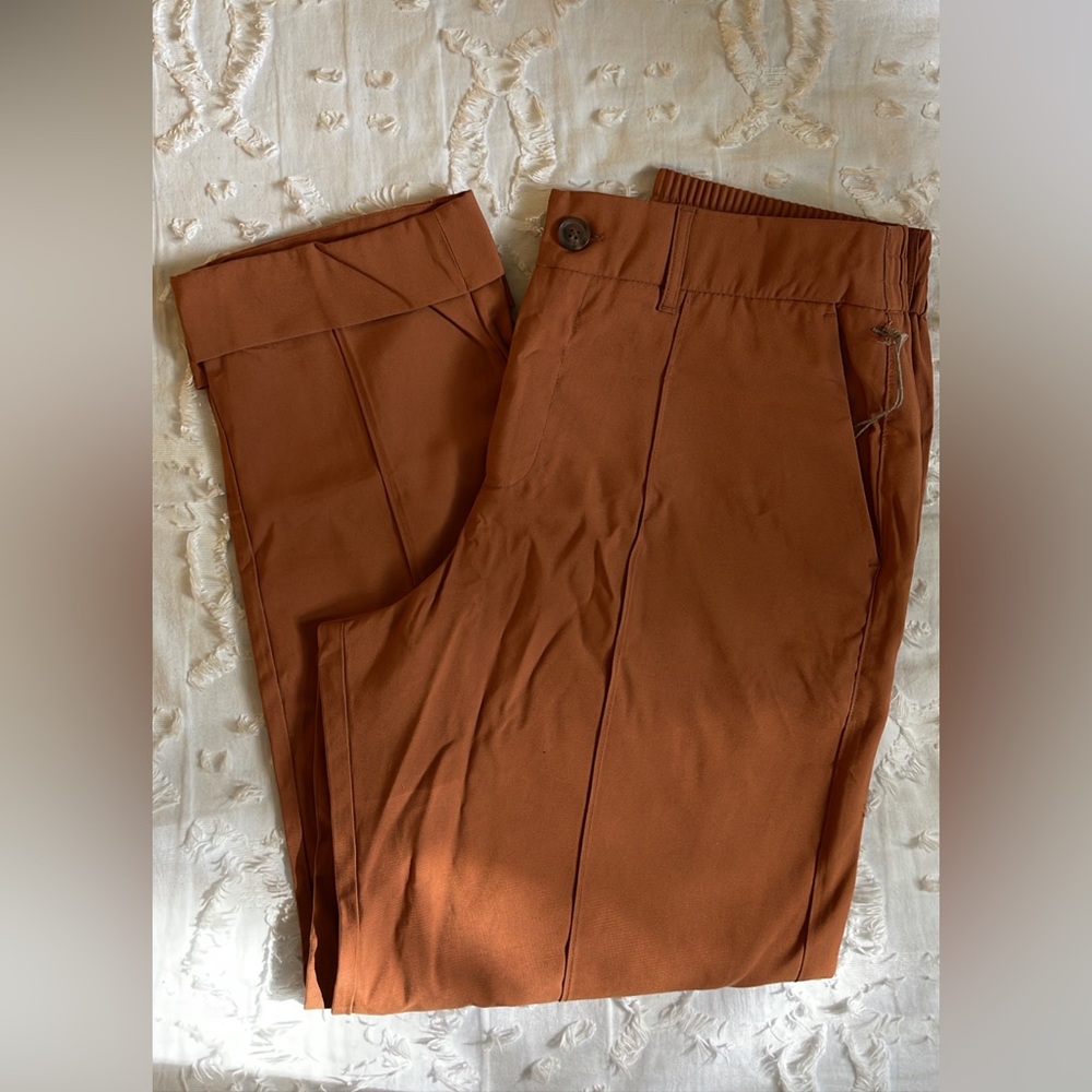 Business casual pant/slacks